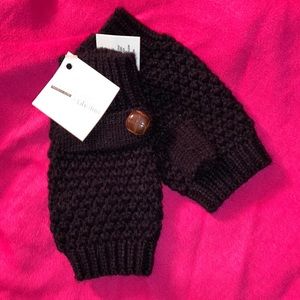 NWT. Whitney eve & Fabfitfun fingerless gloves.